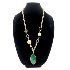 💝Long Necklace w/ LargeGreen Pendant on Gold Tone
